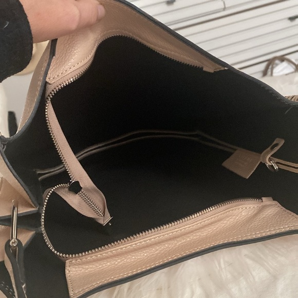 Ripani Italian hand bag - Picture 6 of 17